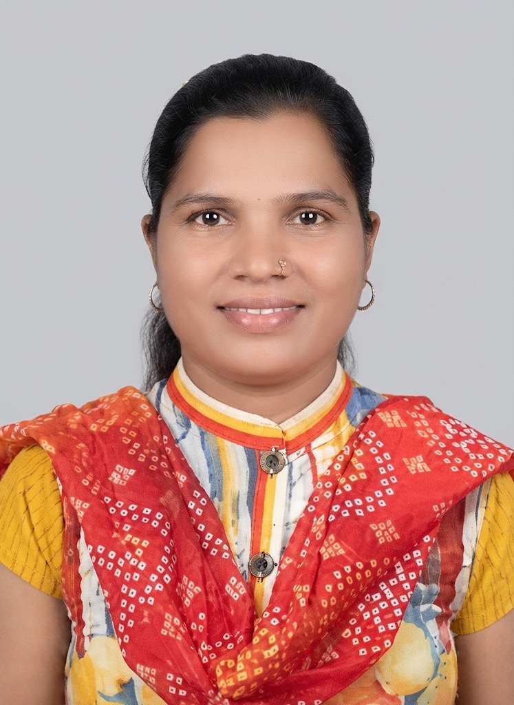 Sarita Ekka - Full time Cleaner and Cook in Dadar in Mumbai